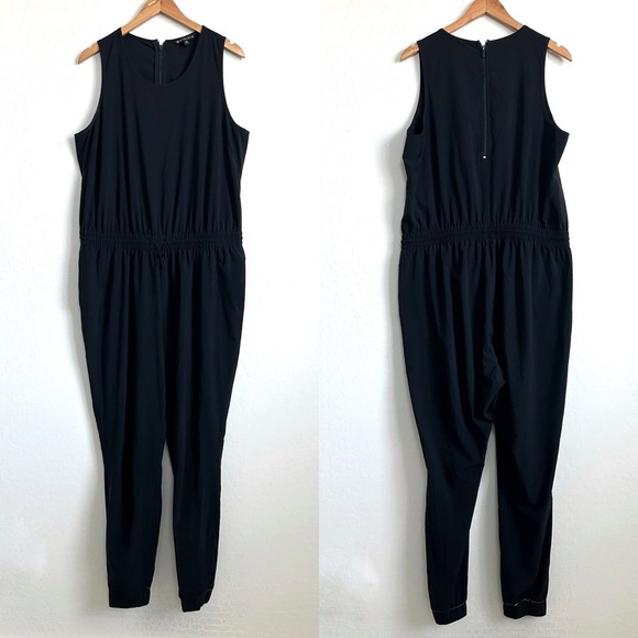 Athleta Jumpsuit 16 Sleeveless Elastic Waist Stretch Pockets Lightweight Black - Picture 2 of 12